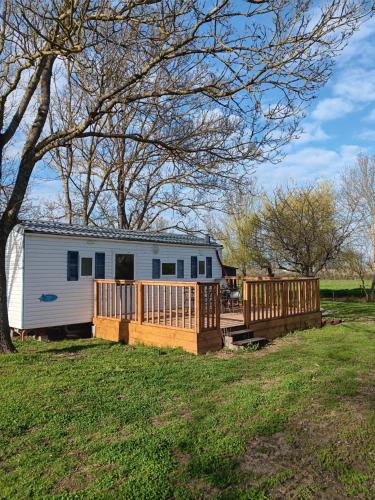 Mobilhome cosy au calme de la campagne - Location saisonnière - Lombez