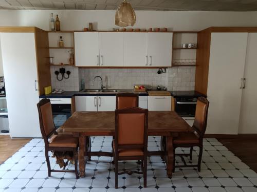 Tournan en Brie, centre ville, superbe appartement in Озуар-ла-Фер'єр