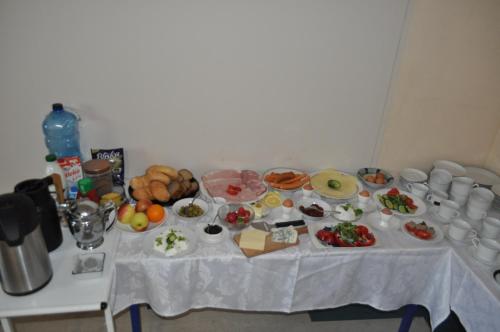 Ételek és italok, Pod starymi lipami in Zachod