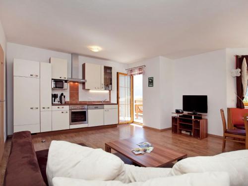 Stunning Apartment near Forest in Mittersill