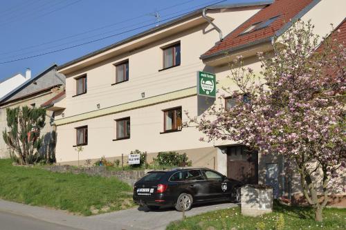 PENZION Malá farma Nemojany 3