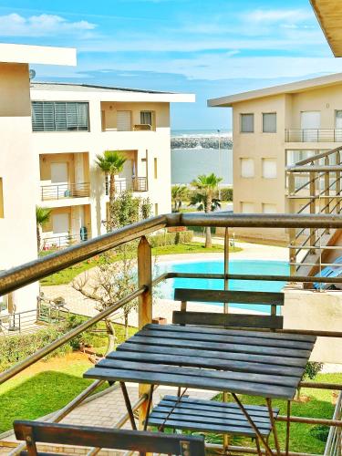 阳台/露台, Superbe appartement en bord de mer in 梅迪亚