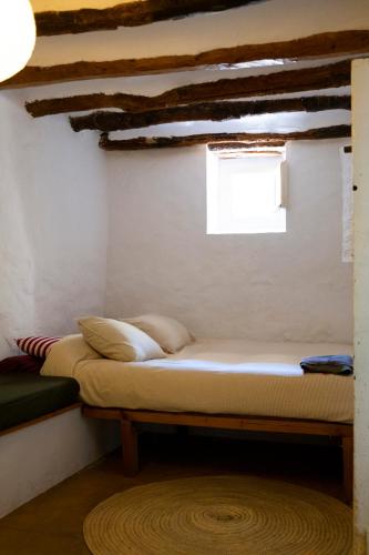 Habitación en Casa Señorial del Siglo XVI con Caballos