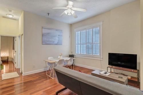 LT Stay Discounts! Cozy 2 BR Apt - Pet Friendly! - main image