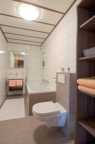 One-Bedroom Apartment I