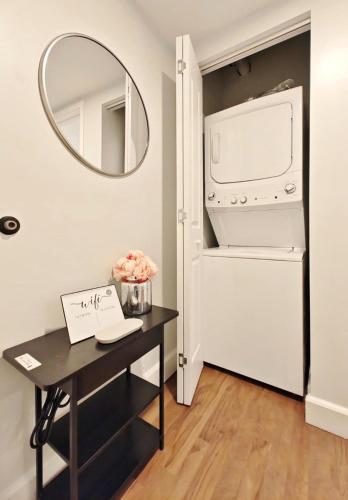 Fun Cozy Apts - 1 25 Mile Walk to TIAA Bnk Fld, Джэксонвилл (фото 10)