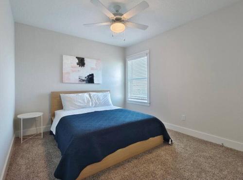 Beach Retreat Complex w Pool - Sleeps 25 Beach Retreat Complex w Pool - Sleeps 25