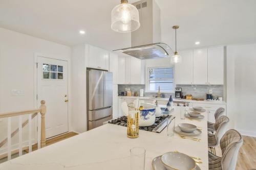 Stylish + fresh bungalow 2 blocks from N-MC Stadium, Annapolis (foto 2)