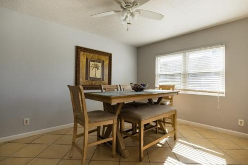 TIDES BEACH PARADISE best served patch of beach in Jacksonville Beach, USA