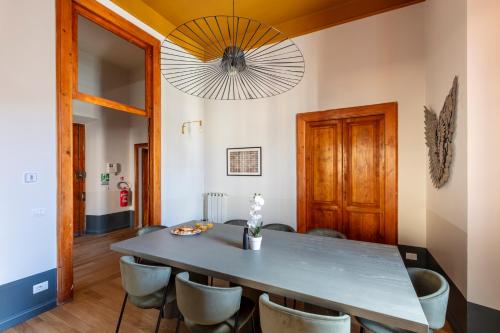 5-Bedroom Holiday Apartments in Campo de Fiori - image 13