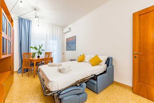 Iolanda Fine & Spacious Flat, Rome (photo 2)