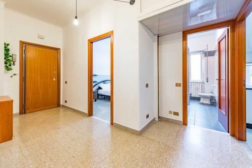 Iolanda Fine & Spacious Flat, Rome (photo 8)
