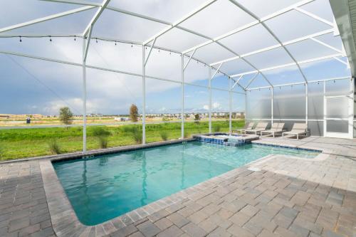 9312 SH - Champions Gate - Unique High end 8 Beds, Davenport (photo 4)