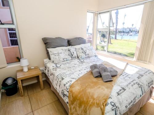 3 bedrooms, 3 beds