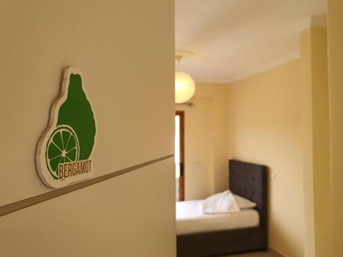 Triple Room with Balcony image 8