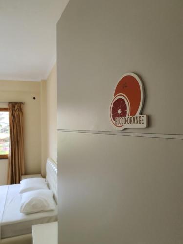 Double Room with Balcony image 7