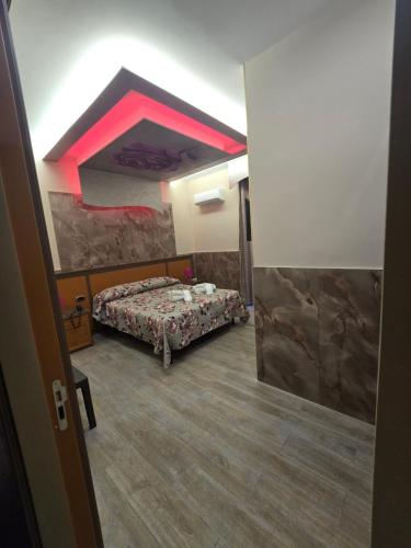 Hotel Iris - image 5