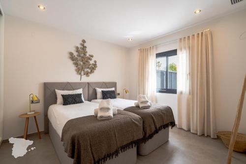 Three-Bedroom Villa image 10