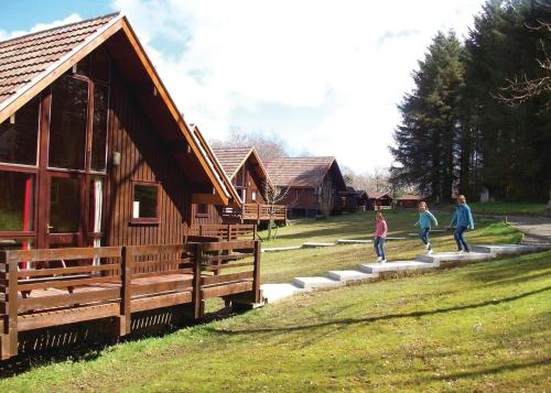 Eastcott Lodges