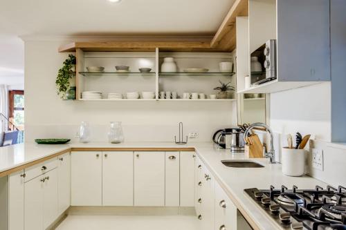 Rock Residence - image 13