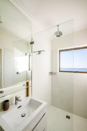 Rock Residence - main image