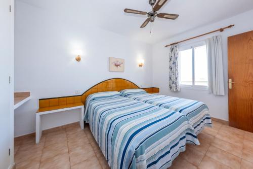 Apartamentos Sol Ponent - main image