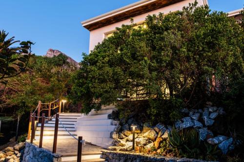 Rock Residence - image 3