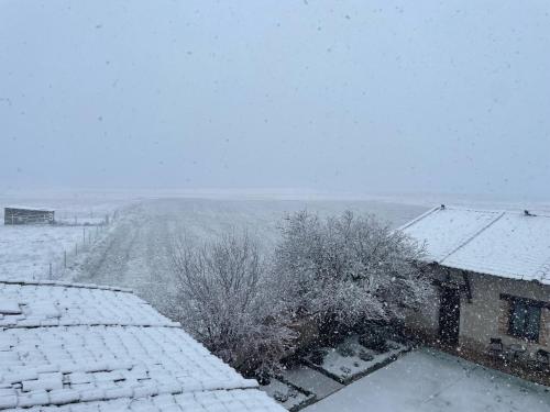 La Cerca Entre Hoces-10-20pax-Amplios espacios comunes