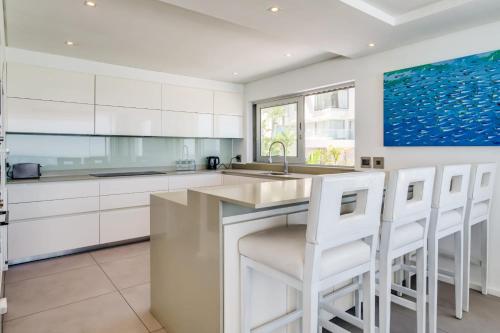 Ocean Breeze - image 8