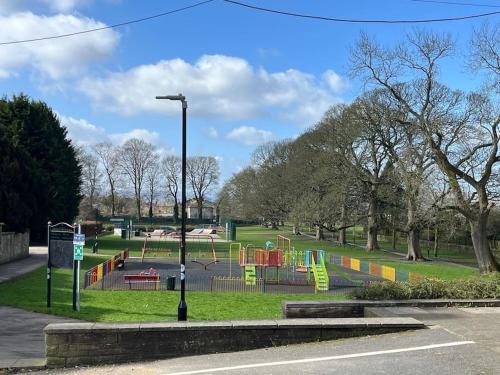 Micklefield Lodge in Leeds Bradford Airport and Nearby