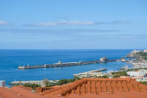 GuestReady - An amazing blue ocean view, Funchal