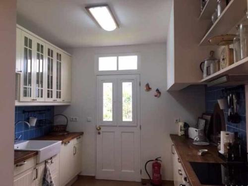 Casa Avó Alice - Remodelled Rustic House with BBQ & Garden - Perfect for Families! - image 10