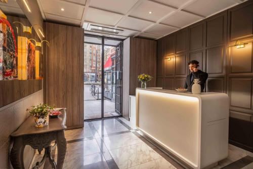 Фасада на хотела, Terminus Orleans Hotel in 14th - Tour Montparnasse