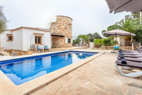  Villa Torre Mar with swimming pool and 100m to the beach in 07659 Cala Santanyi