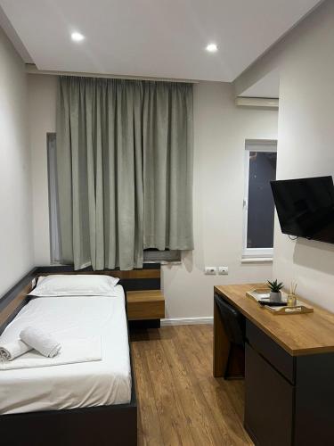Urban Room 5, Тирана (фото 10)
