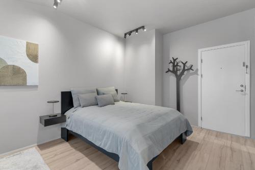 Cozy apartment downtown - Tap to explore photos
