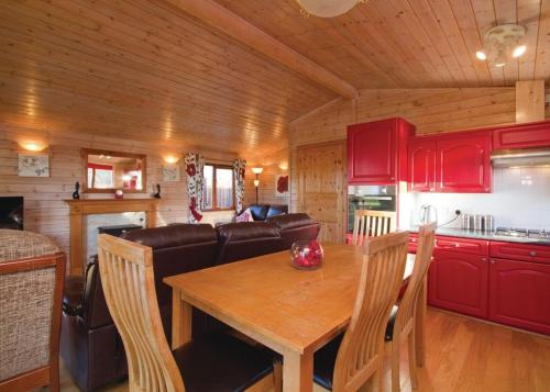 Nunland Hillside Lodges