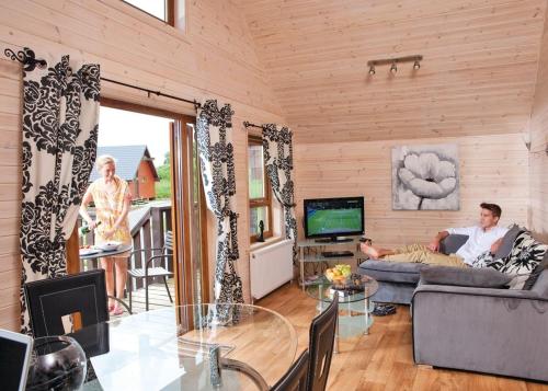 Nunland Hillside Lodges