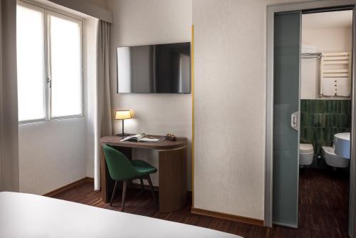 Hotel Art By The Spanish Steps - image 2