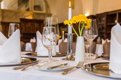 Schloss Purschenstein - image 10