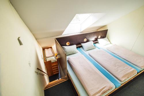 Baden Youth Hostel - image 8