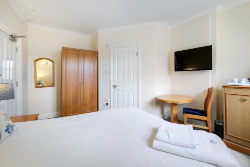 Charles House - image 11