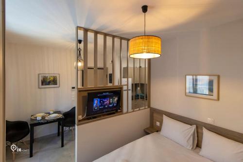 Apollon - Premium Studio Near Metro-Athens, Atenas