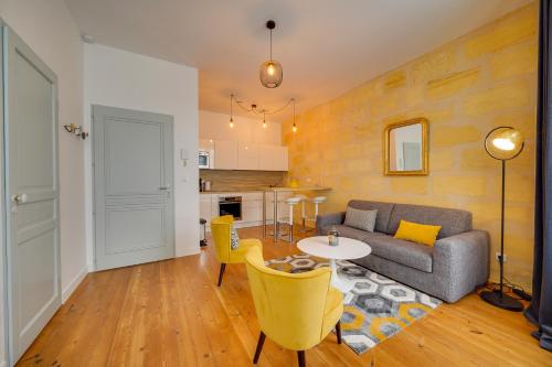 Charmant Appartement Lumineux -Cœur Historique- 4, Bordeaux (Foto 2)