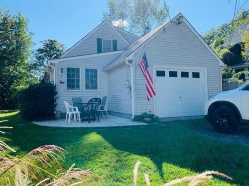 Family Retreat at York Beach Y609 Brought to you by GetAway Vacations