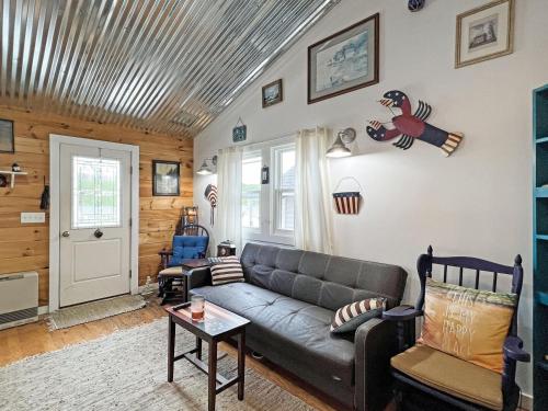 Lighthouse - Q991 Brought to you by GetAway Vacations Lighthouse - Q991 Brought to you by GetAway Vacations