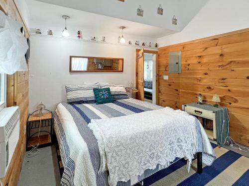 Lighthouse - Q991 Brought to you by GetAway Vacations Lighthouse - Q991 Brought to you by GetAway Vacations