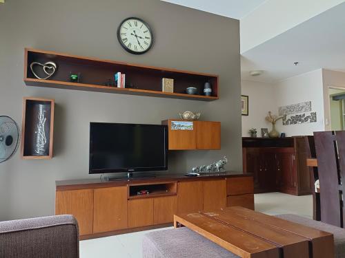 Miranda 514B 2br at Pico de Loro by Raquel's Place Miranda 514B 2br at Pico de Loro by Raquel's Place