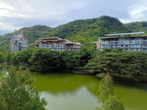 Miranda 514B 2br at Pico de Loro by Raquel's Place Miranda 514B 2br at Pico de Loro by Raquel's Place