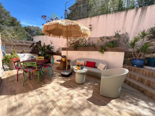 Duplex Cosy avec Piscine Privée - Plage à Pied - Location saisonnière - Martigues